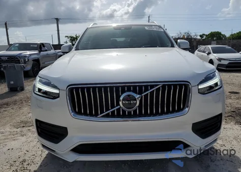 2022 Volvo Xc90 T5 Momentum z USA, uszkodzony, nr VIN YV4102CK0N1830876